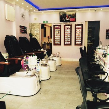 Diva Nails & Beauty - Nail extensions: Gel and Acrylic/SNS, Manicure, Spa Pedicure, Shellac, Gel Polish, Chrome nails, 3D cat eye gel polish, nail art,... - Nail Salons Near Me - London, XGL Diva Nails & Beauty - Nail extensions: Gel and Acrylic/SNS, Manicure, Spa Pedicure, Shellac, Gel Polish, Chrome nails, 3D cat eye gel polish, nail art,... - Nail Salons Near Me - London, XGL