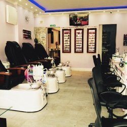 Diva Nails & Beauty - Nail extensions: Gel and Acrylic/SNS, Manicure, Spa Pedicure, Shellac, Gel Polish, Chrome nails, 3D cat eye gel polish, nail art,...