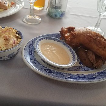 Wayside Inn - a plate of food and a bowl of coleslaw - Hotels Near Me - Bethlehem, New Hampshire