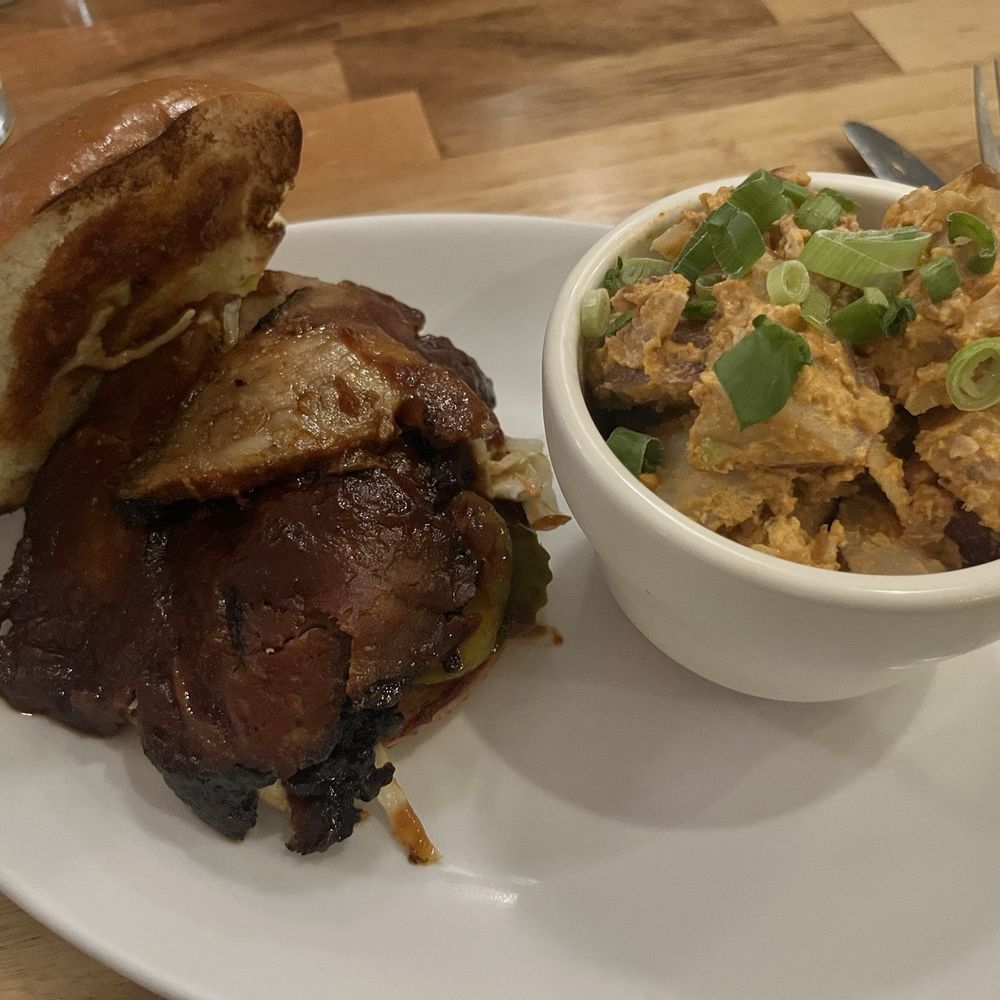 Peaches Grand - Brisket Sandwich with Bacon potato salad - Seafood Near Me - Brooklyn, New York Peaches Grand - Brisket Sandwich with Bacon potato salad - Seafood Near Me - Brooklyn, New York