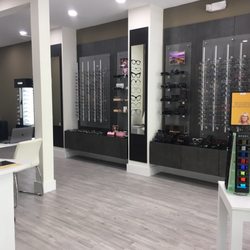 Coral Gables Eyecare Center - Main entrance