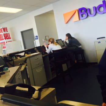 Budget - A line of customers while these two played on the phone and surfed the Internet. Wake up Budget!!! - Car Rental Near Me - Las Vegas, Nevada