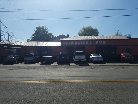 Casa U Betcha by null