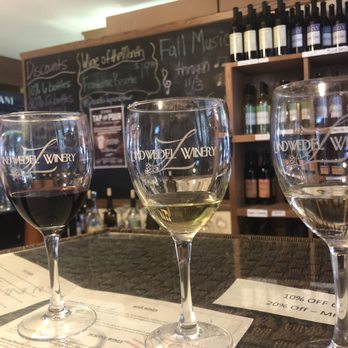 Lindwedel Winery - Wine Tasting Room Near Me - Branson, Missouri
