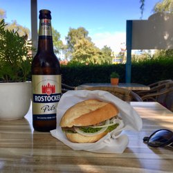 Fischrestaurant Rennhack - Räucherfischbrötchen