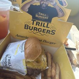 Og trill combo with strawberry lemonade