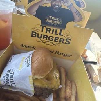 Trill Burger - Og trill combo with strawberry lemonade - Burgers Near Me - Spring, Texas