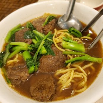 Lin's Palace - Beef noodle soup - Chinese Near Me - Morristown, New Jersey