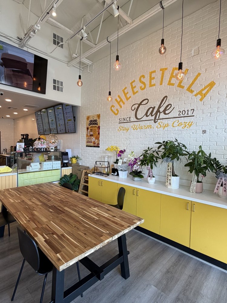 Social spots from Cheesetella