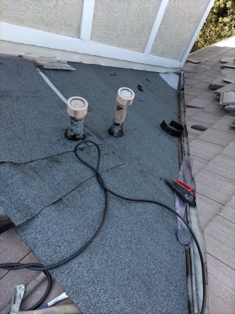 Slide of Tri County Roofing Co