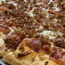 Pete's Pizza - Pepperoni, Canadian Bacon, & Real Bacon pizza.