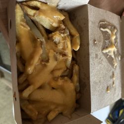 Burger & Fries - Cheese fries