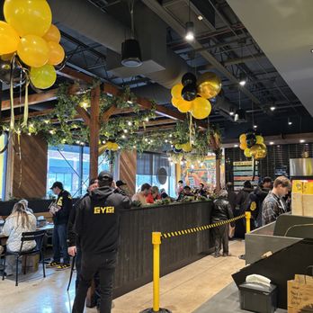 Guzman y Gomez - Deerfield - Interior decor and seating - Mexican Near Me - Deerfield, Illinois