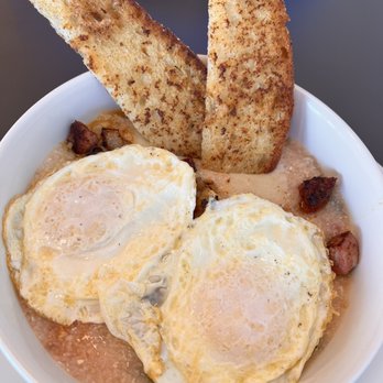 Eggs Up Grill - Shrimp & Grits Bowl - Breakfast & Brunch Near Me - Winter Garden, Florida