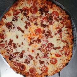 Luna Sol Pizzeria and Bakery