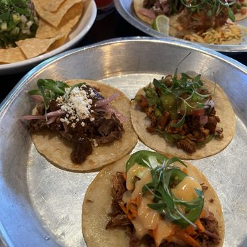 38 Degrees Ale House & Grill - Pubs Near Me - Alhambra, California