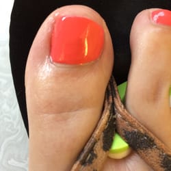USA Nails - That's a diagonal nail!