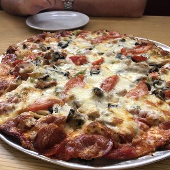 Guido's Italian Restaurant - Pizza! Guido special X d the anchovies - Pizza Near Me - Spring Hill, Florida