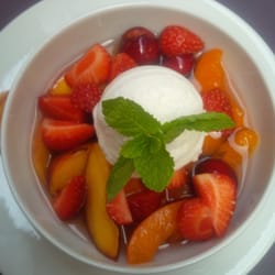 Dessert : salade de fruits, sorbet au citron