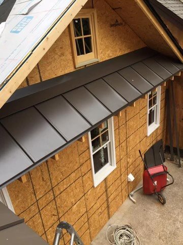 Slide of Quiroz Metal Roofing