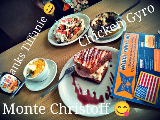 Christoff’s Restaurant by null