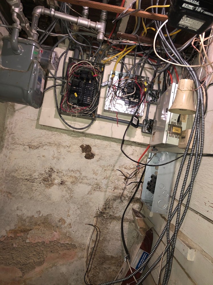 Slide of Roldan Electric & Plumbing Services