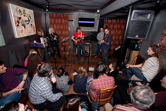 Freddy's Bar by null