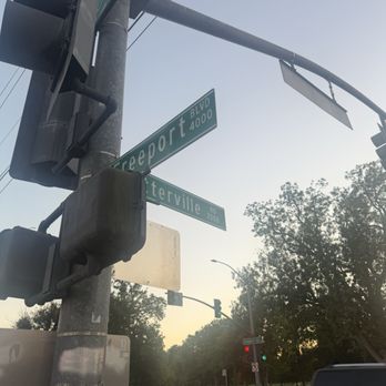William Land Park - Freeport and sutterville intersection - Parks Near Me - Sacramento, California William Land Park - Freeport and sutterville intersection - Parks Near Me - Sacramento, California