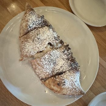 Cane Rosso - S'mores Calzone - Italian Near Me - Dallas, Texas Cane Rosso - S'mores Calzone - Italian Near Me - Dallas, Texas