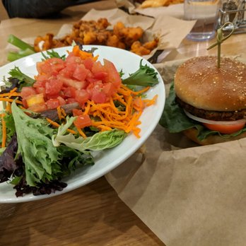 J. Selby's - Solo burger and a side salad - Vegan Near Me - St Paul, Minnesota