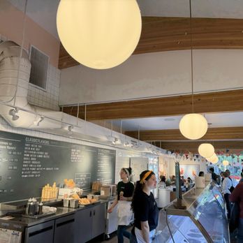 Jeni's Splendid Ice Creams - Ice Cream & Frozen Yogurt Near Me - Scottsdale, Arizona Jeni's Splendid Ice Creams - Ice Cream & Frozen Yogurt Near Me - Scottsdale, Arizona