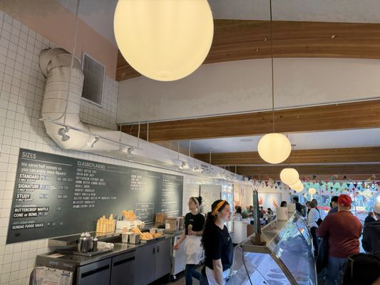 Jeni's Splendid Ice Creams by null