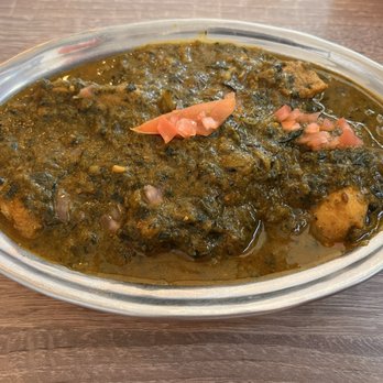 Samikcha MoMo - Halal Chicken Paanak with pieces of spinach - Himalayan/Nepalese Near Me - San Mateo, California Samikcha MoMo - Halal Chicken Paanak with pieces of spinach - Himalayan/Nepalese Near Me - San Mateo, California