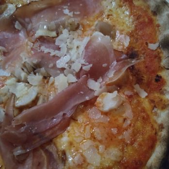 Mediterraneo - Pizza with mushrooms and prosciutto - Pizza Near Me - Sarasota, Florida
