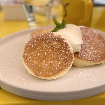 Flipper's - Fluffy plain pancakes - Pancakes Near Me - West Hollywood, California Flipper's - Fluffy plain pancakes - Pancakes Near Me - West Hollywood, California