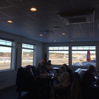 Helen's Restaurant - Outside scenery - Breakfast & Brunch Near Me - Machias, Maine