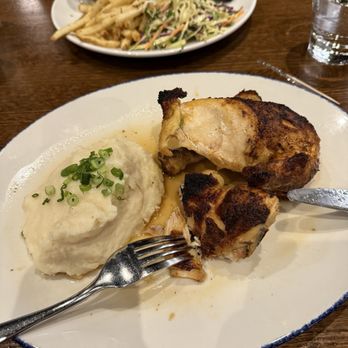 Crosby's Kitchen - Rotisserie chicken with mashed potatoes - American Near Me - Niles, Illinois