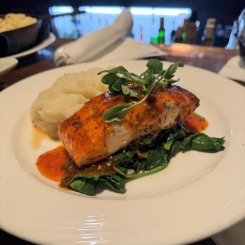 Summit House - Skuna Bay Salmon - Steakhouses Near Me - Fullerton, California