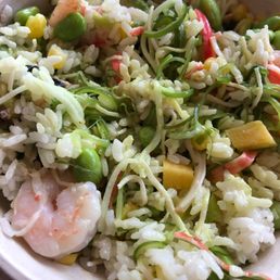 Leave & shrimp poke bowl with yummy sauce and a whole lot of healthy toppings! Leave & shrimp poke bowl with yummy sauce and a whole lot of healthy toppings!