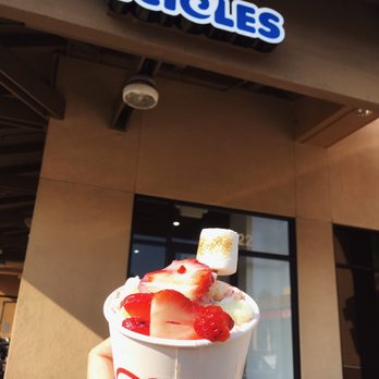 ICICLES - Strawberry Fantasy topped with strawberry, Mochi, toasted marshmallow and drizzle in condensed milk. Yummm!! - Ice Cream & Frozen Yogurt Near Me - Cupertino, California ICICLES - Strawberry Fantasy topped with strawberry, Mochi, toasted marshmallow and drizzle in condensed milk. Yummm!! - Ice Cream & Frozen Yogurt Near Me - Cupertino, California