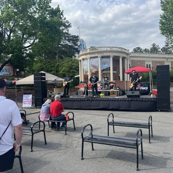 Six Flags Over Georgia - Live band outside the Chrystal Pistol - Amusement Parks Near Me - Austell, Georgia Six Flags Over Georgia - Live band outside the Chrystal Pistol - Amusement Parks Near Me - Austell, Georgia
