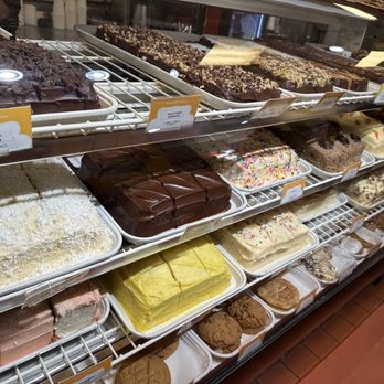 Sweet Jill's Bakery - Bakeries Near Me - Long Beach, California Sweet Jill's Bakery - Bakeries Near Me - Long Beach, California