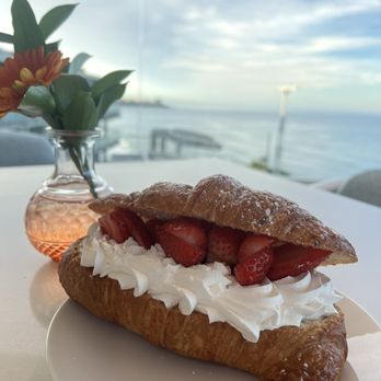 Destiny Coast - Strawberry shortcake croissant - Breakfast & Brunch Near Me - San Diego, California