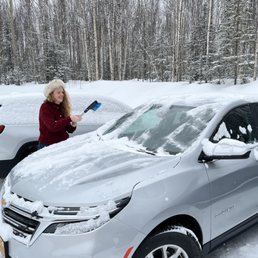 Scraping snow off the Equinox, a daily duty for us! Scraping snow off the Equinox, a daily duty for us!