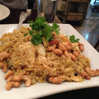 Daisy Mint - Pineapple fried rice - Thai Near Me - Pasadena, California