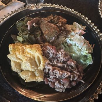 Howe's Bayou - Delicious wedding meal - Cajun/Creole Near Me - Ferndale, Michigan