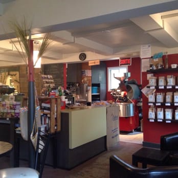 Café Charlevoix - Yahou! - Coffee & Tea Near Me - Baie-Saint-Paul, Quebec Café Charlevoix - Yahou! - Coffee & Tea Near Me - Baie-Saint-Paul, Quebec
