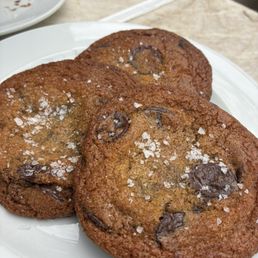 Complimentary cookies Complimentary cookies