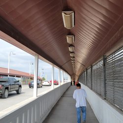 Progresso International Bridge - Covered walkway