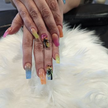 Venice Nail Studio - Kim is amazing!! She is excellent at nail art and my nails came out even better than I even imagined!! - Nail Salons Near Me - Citrus Heights, California